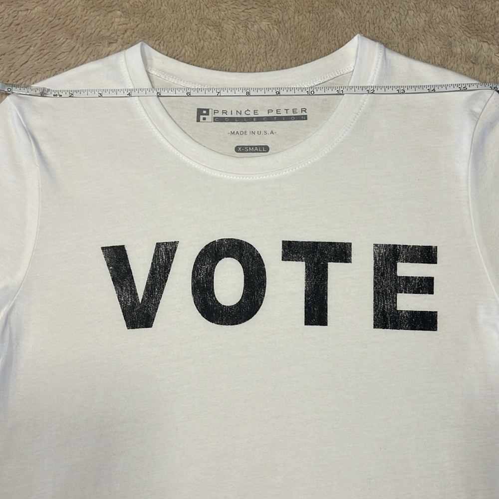 PRINCE PETER COLLECTION VOTE Short T-Shirt - Picture 8 of 12